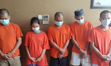 Polisi-Berhasil-Ungkap-Jaringan-Narkoba-di-Gresik-5-Tersangka-Diamankan