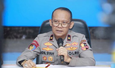 Polisi-Airud-Gagalkan-Pengiriman-50-Ribu-Benih-Lobster-Ilegal-di-Cianjur,-Negara-Berpotensi-Rugi-Rp7,5-Miliar