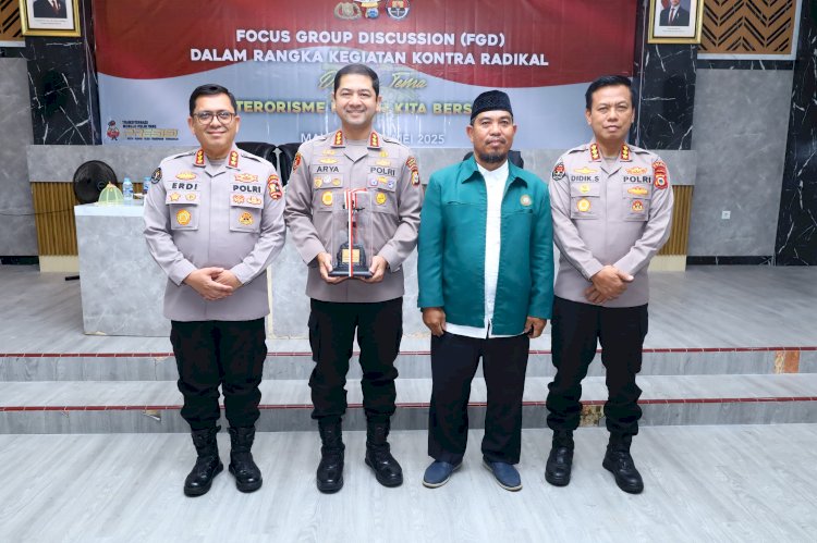 Divhumas Polri Gelar FGD Kontra Radikal: “Terorisme adalah Musuh Kita Bersama” di Polrestabes Makassar