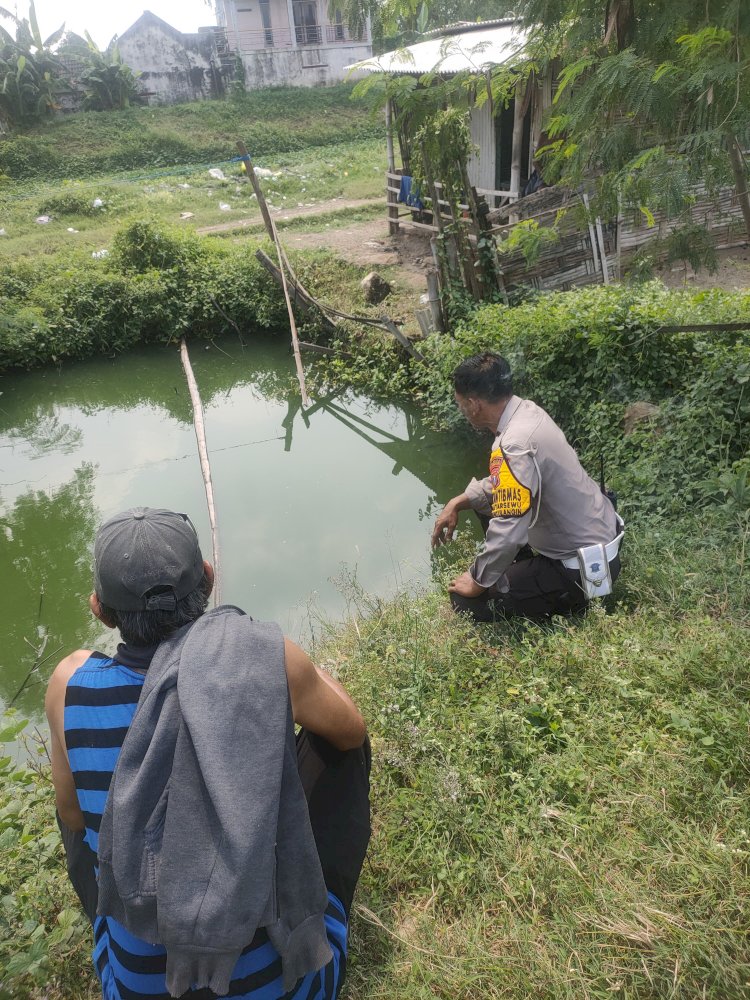 Polsek Tanggulangin: Bhabinkamtibmas Edukasi Budidaya Ikan untuk Ketahanan Pangan