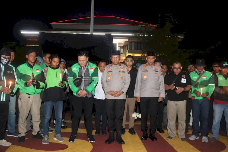 Polisi dan Ojol di Sidoarjo Gelar Aksi Solidaritas untuk Affan Kurniawan