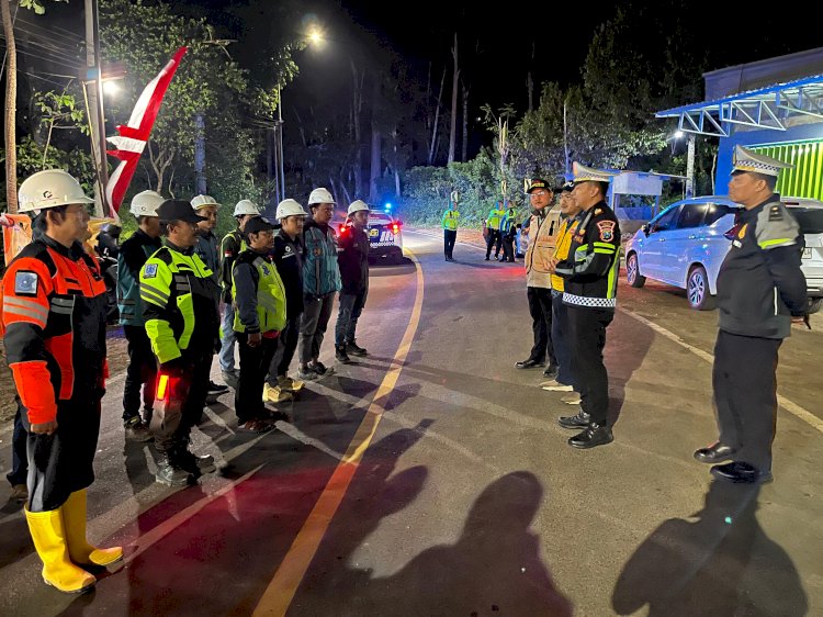 Jalur Gumitir Resmi Dibuka, Satlantas Polres Jember Himbau Pengendara Tetap Waspada dan Kedepankan Keselamatan